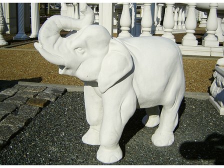 Elefante - Tuinbeeld van een olifant