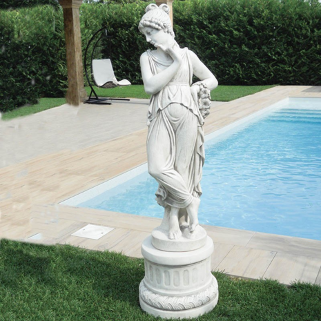 Standbeeld Veronica 120cm
