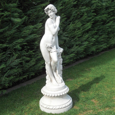 Standbeeld Flora met Sokkel Azio