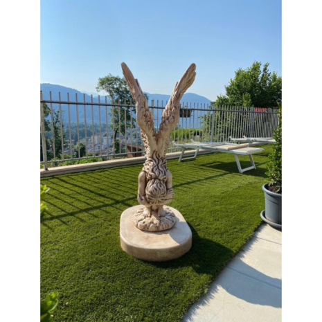 Standbeeld Comeles Sposa del Vento