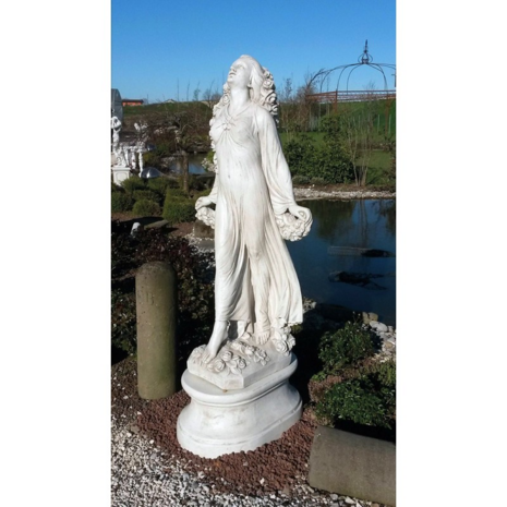 Standbeeld Venus di S. Remo