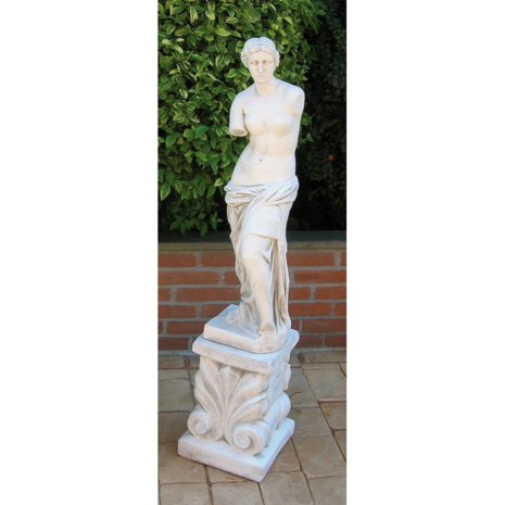 Standbeeld Venus van Milo op sokkel