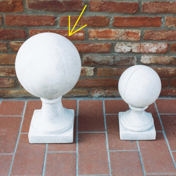 Grote Bal op zuil H.55cm-Ø30cm Kapiteel Sfera - Art. 970